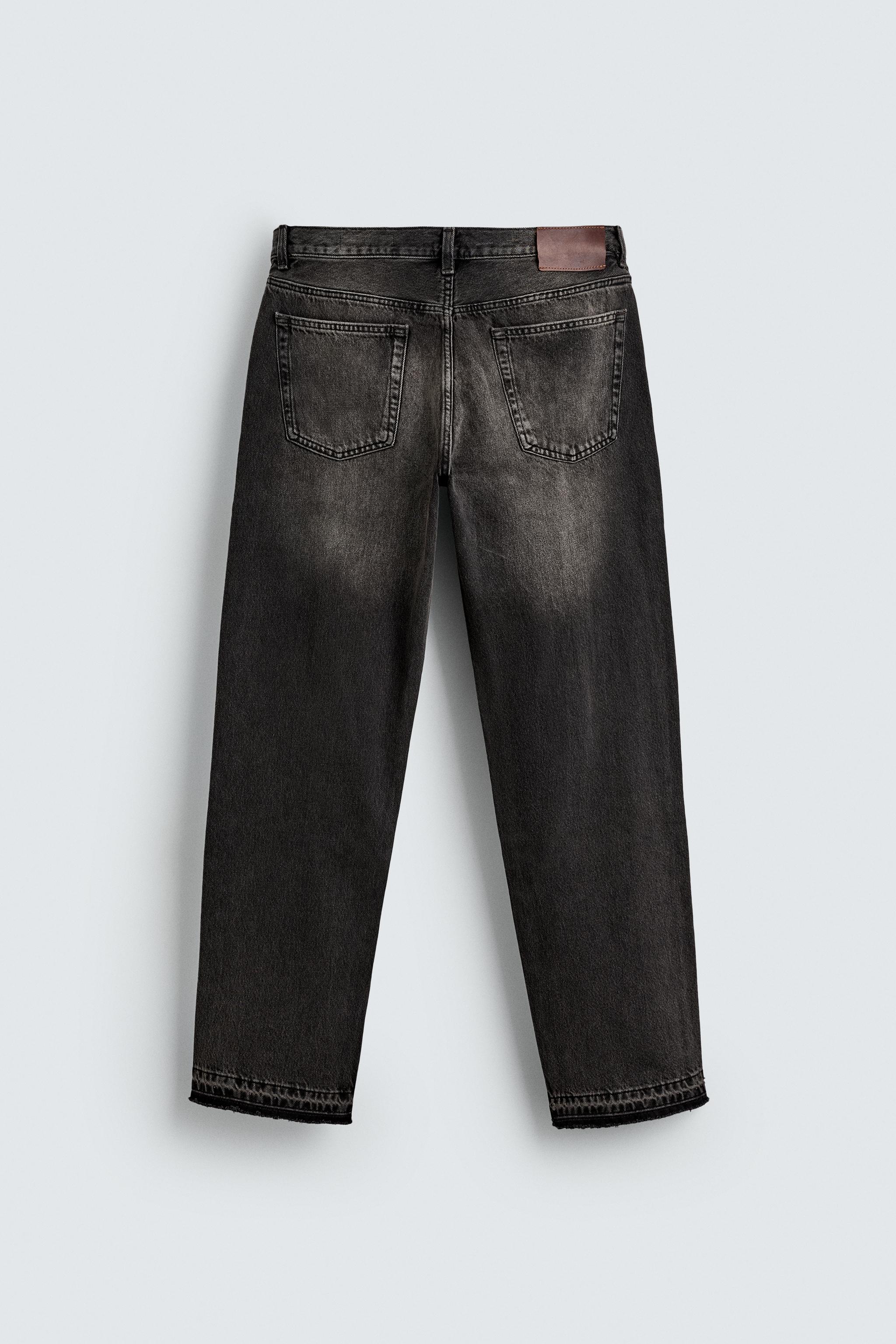 STRAIGHT FIT JEANS